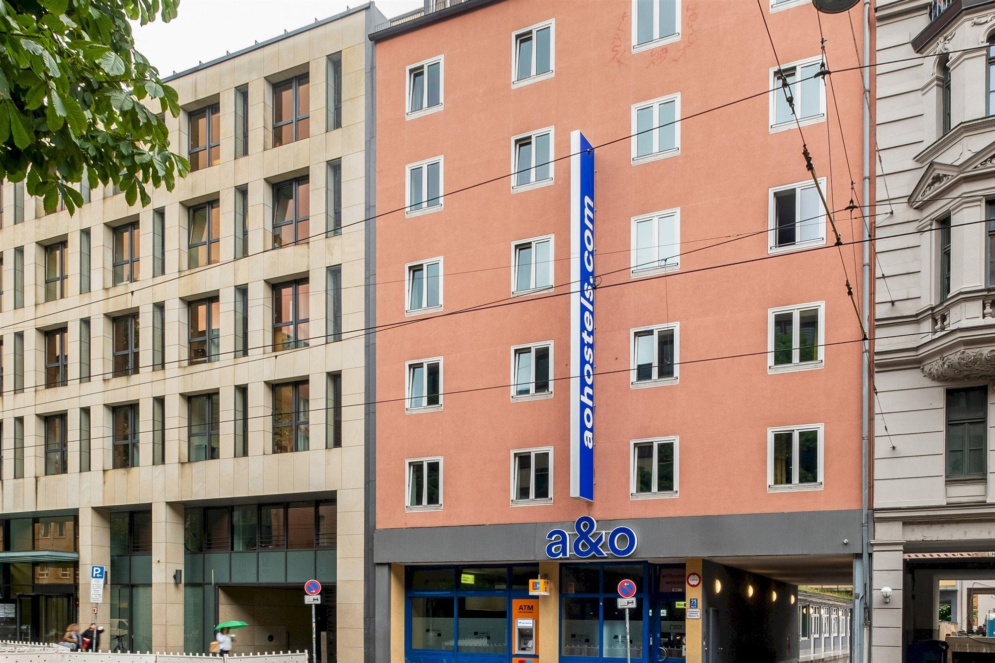 Hotel A&O Muenchen Hauptbahnhof Extérieur photo