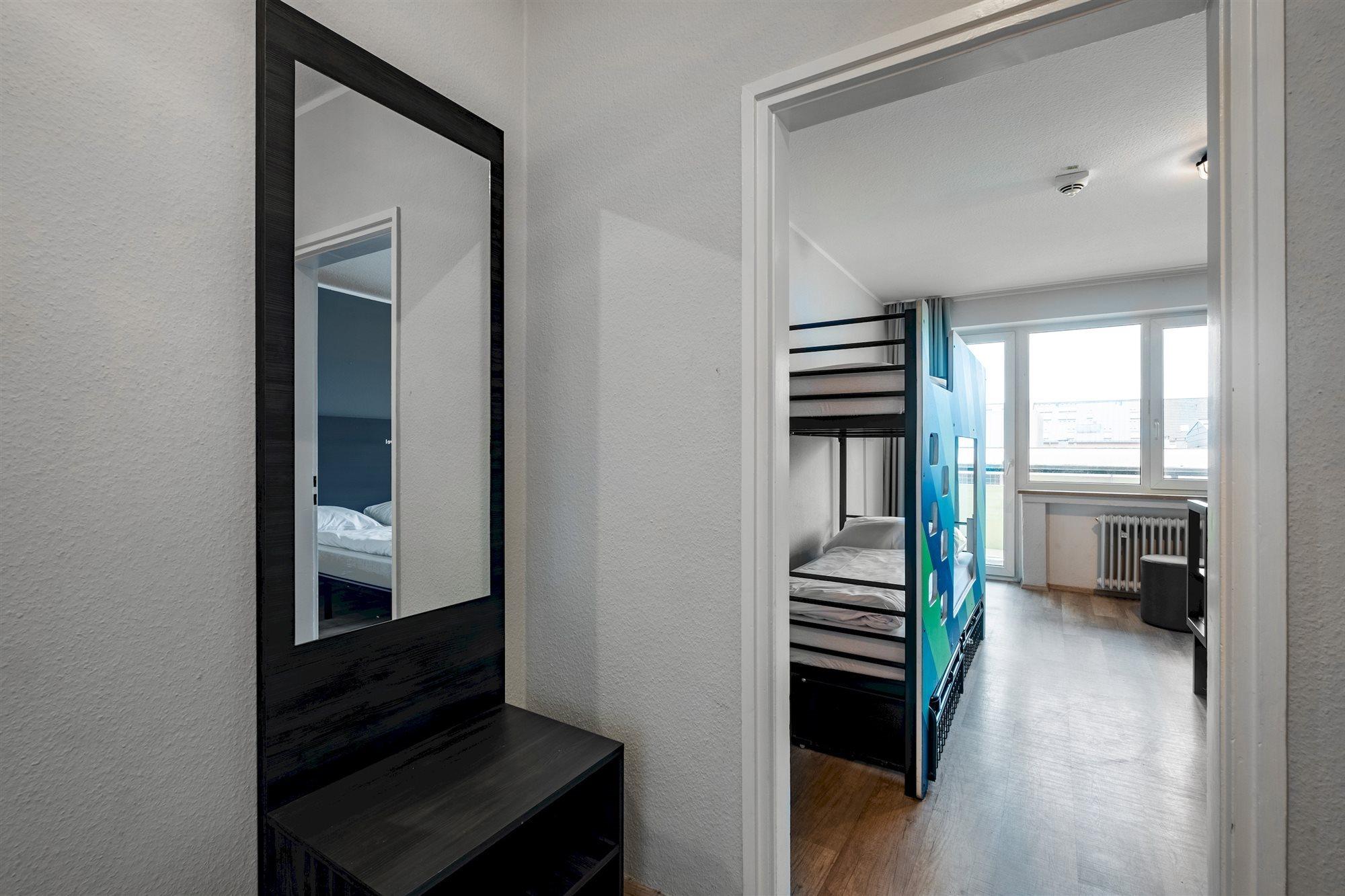 Hotel A&O Muenchen Hauptbahnhof Extérieur photo