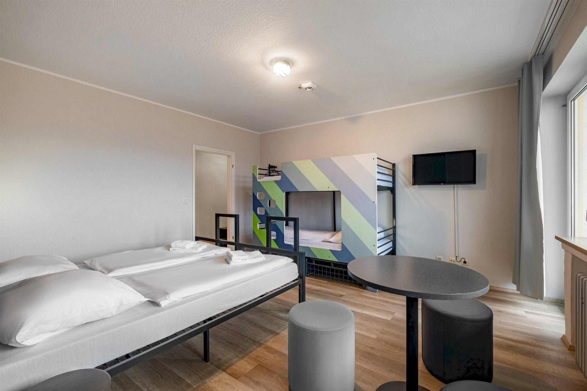 Hotel A&O Muenchen Hauptbahnhof Extérieur photo