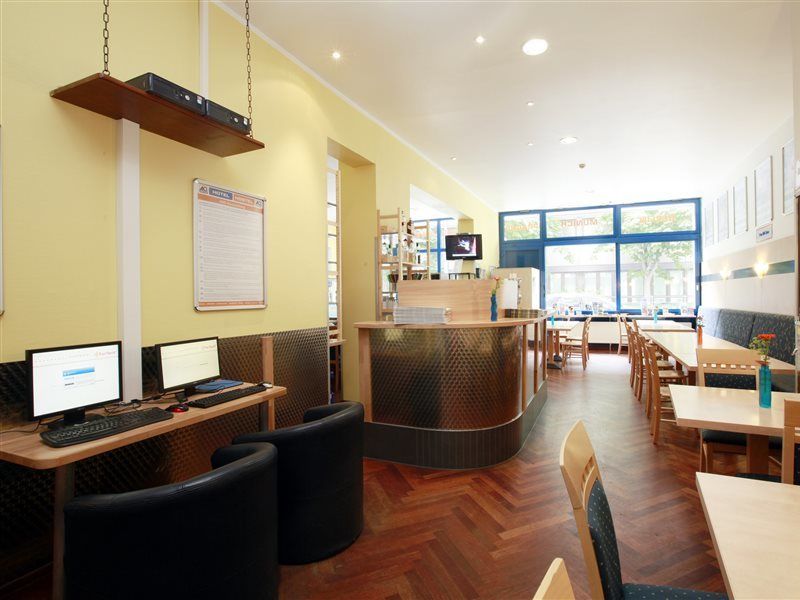 Hotel A&O Muenchen Hauptbahnhof Extérieur photo