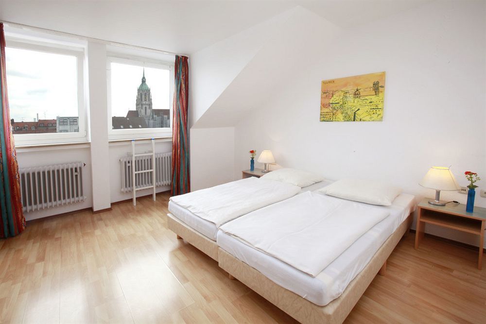 Hotel A&O Muenchen Hauptbahnhof Extérieur photo